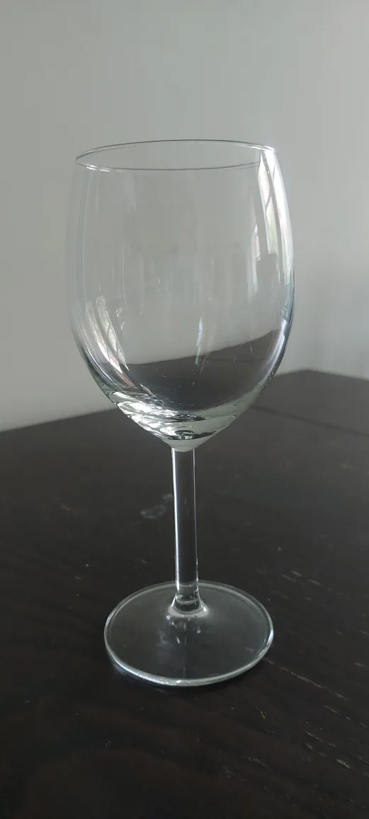 Ikea Stemmed Wine Glass 6x$4 thumbnail