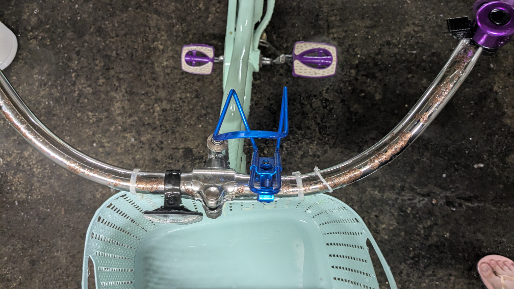 Mint Beach Cruiser Bike with Accessories - photo 2