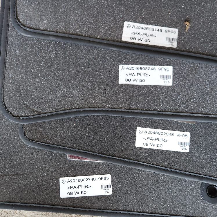 2008 to 2014  Mercedes-Benz C class Car Floor Mats - Black - photo 3
