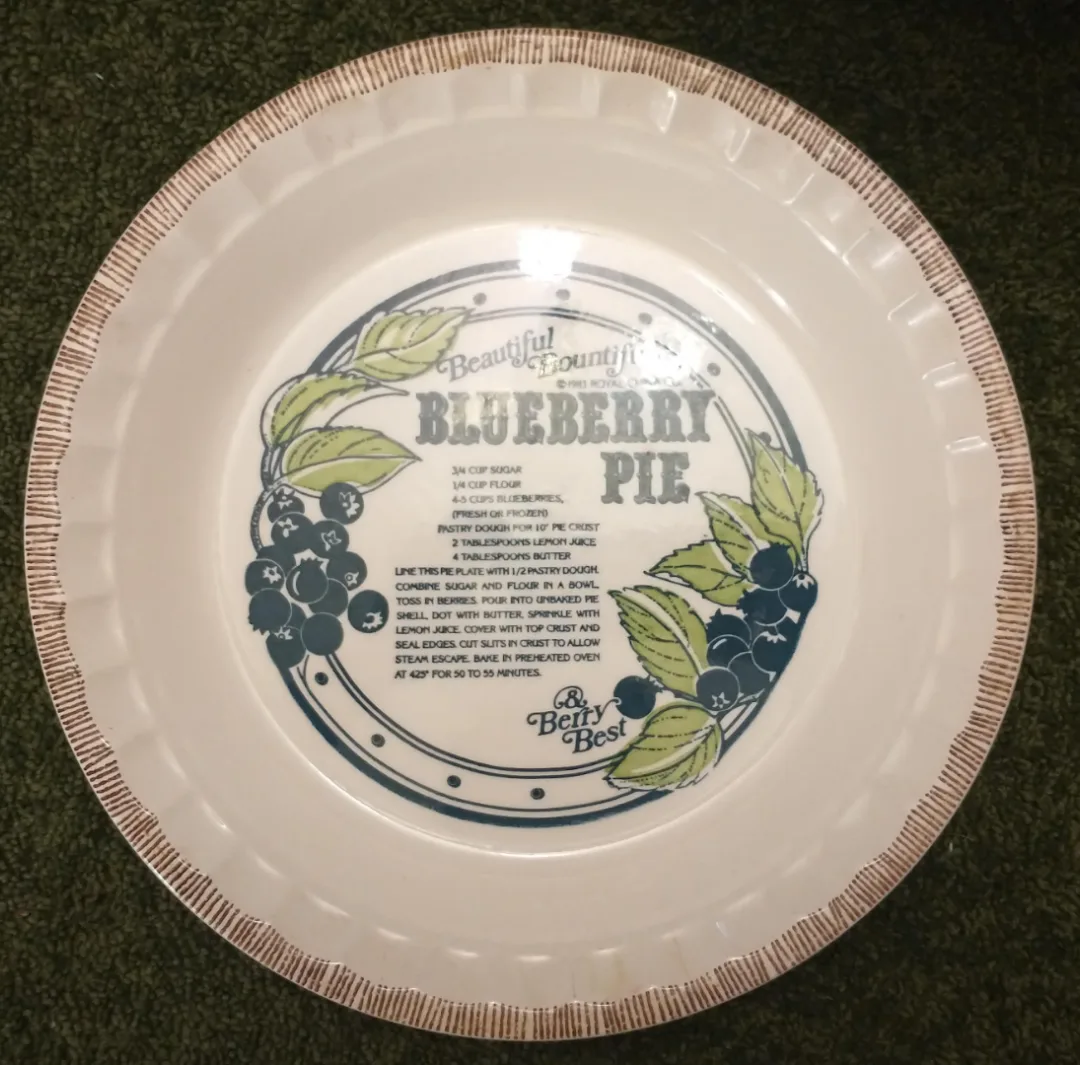 Vintage Royal China Pie Plate - Country Harvest thumbnail