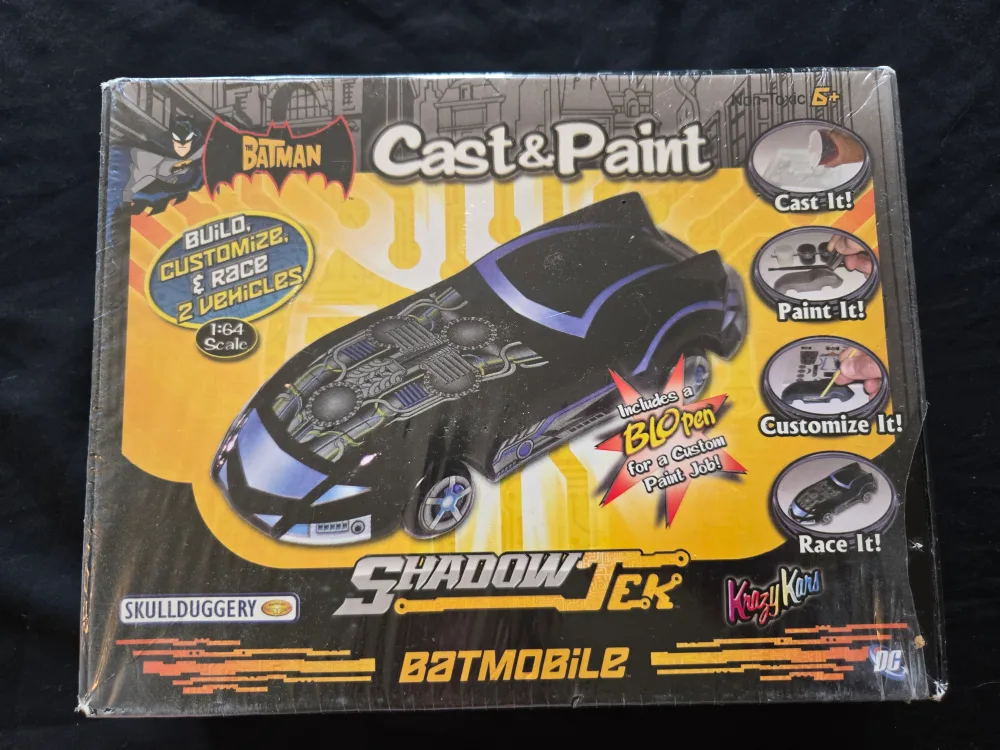 Cast & Paint Shadow Tek Batmobile thumbnail