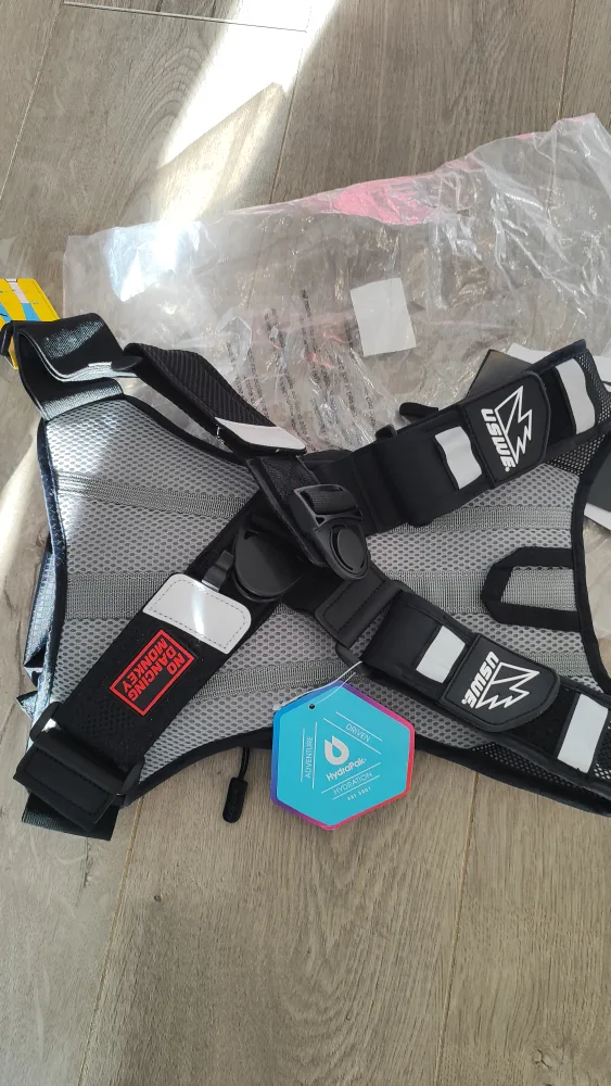USWE Outlander 9L Hydration Pack - New image indicator(2)