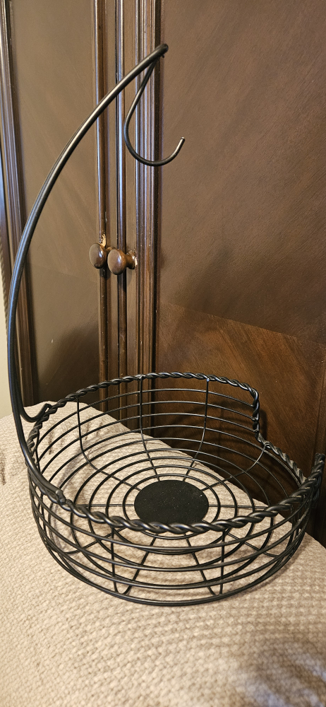 Black Metal Fruit Basket with Banana Hook