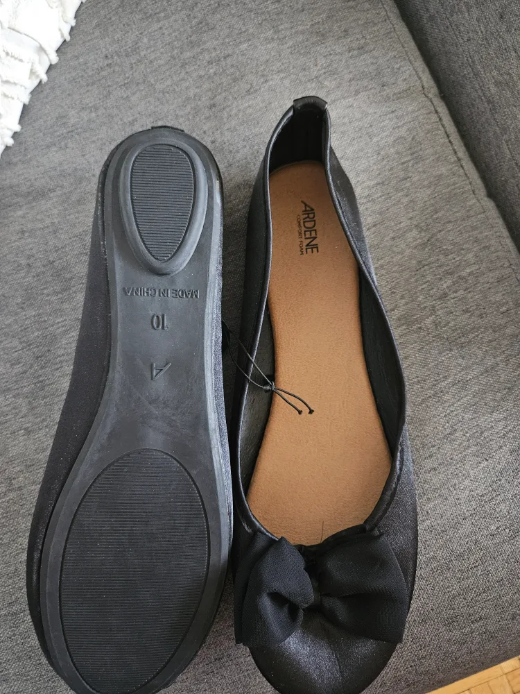 Assorted Flats - Ardene & Trash - Size 9.5/10 image indicator(3)