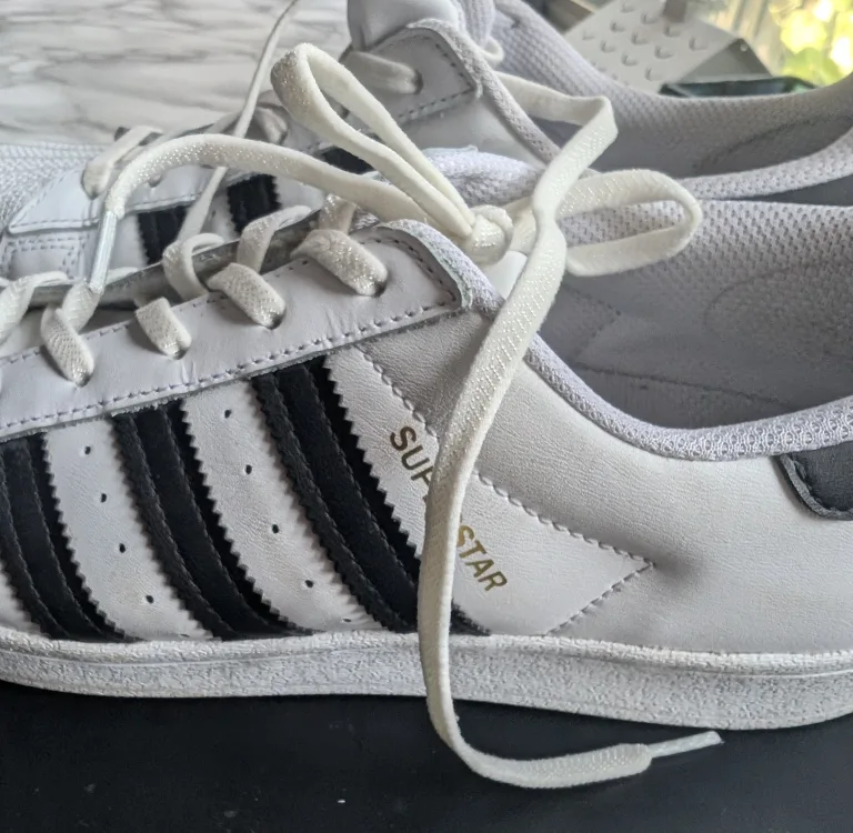 Adidas Superstar White & Black Sneakers image indicator(3)