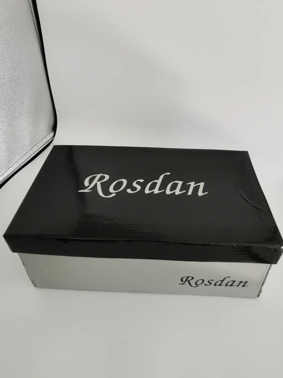 Rosdan Fashion Sport White Sneakers - Size 7.5 image indicator(5)