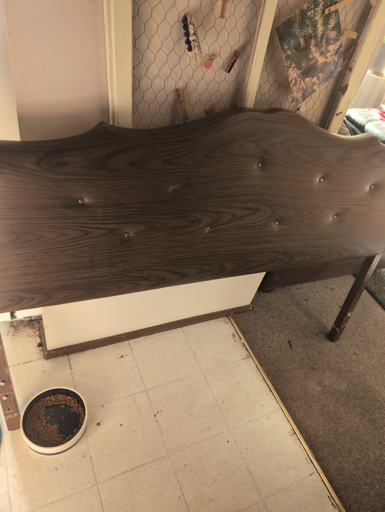 Wood Headboard - photo 2