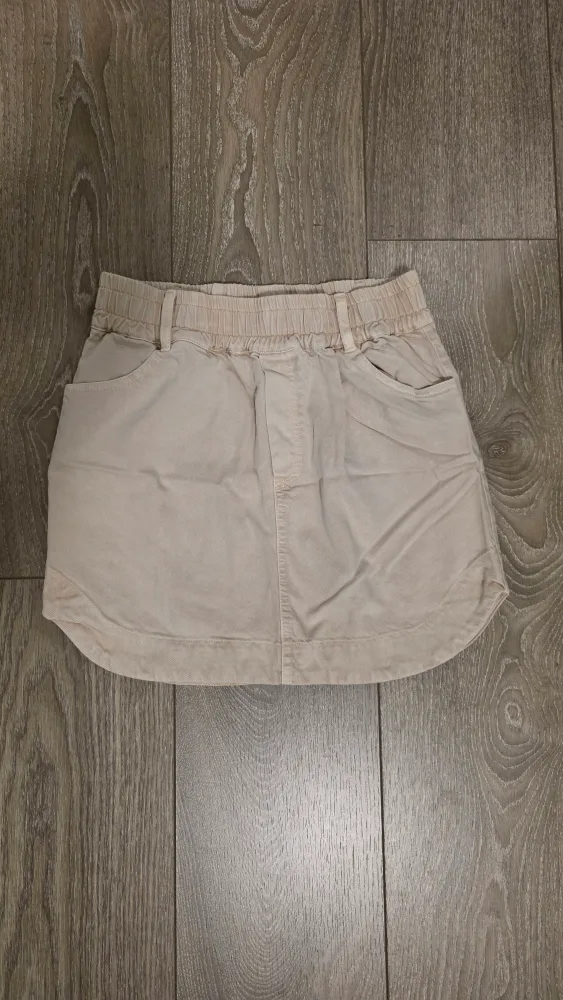 XS Beige Skirt (55% Tencel, 45% Cotton) thumbnail