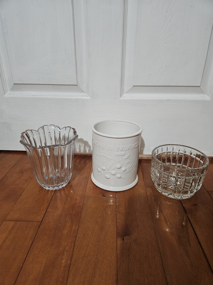 Assorted Glass & Ceramic Vases