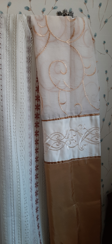 Assorted Decorative Shower Curtains $3. each - photo 2