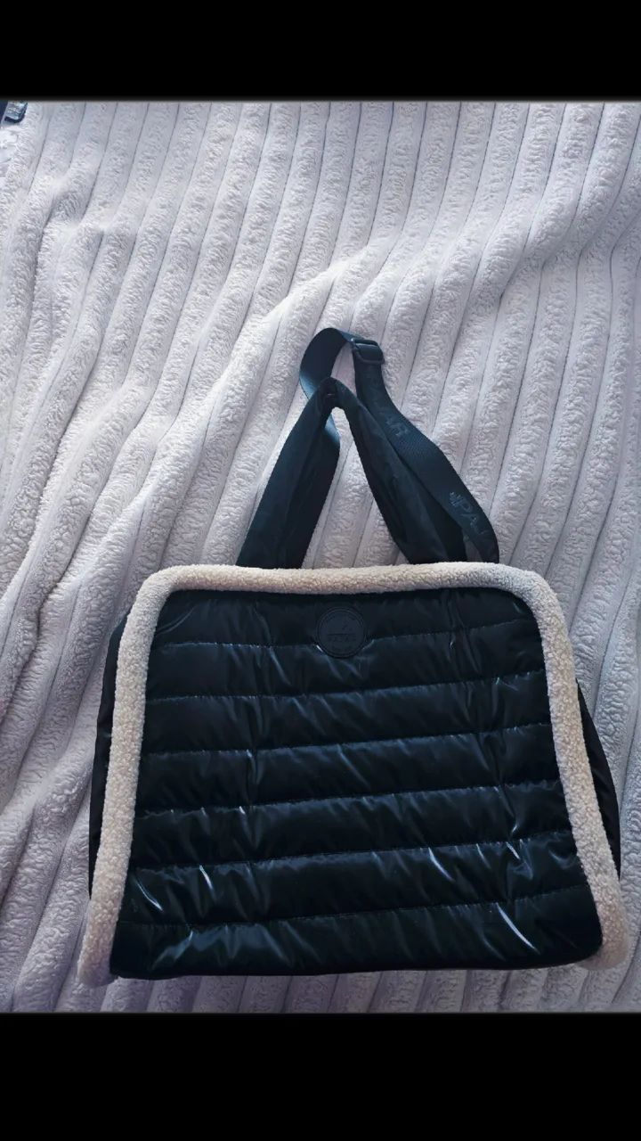 Pajar Black Quilted Tote Bag image indicator(3)