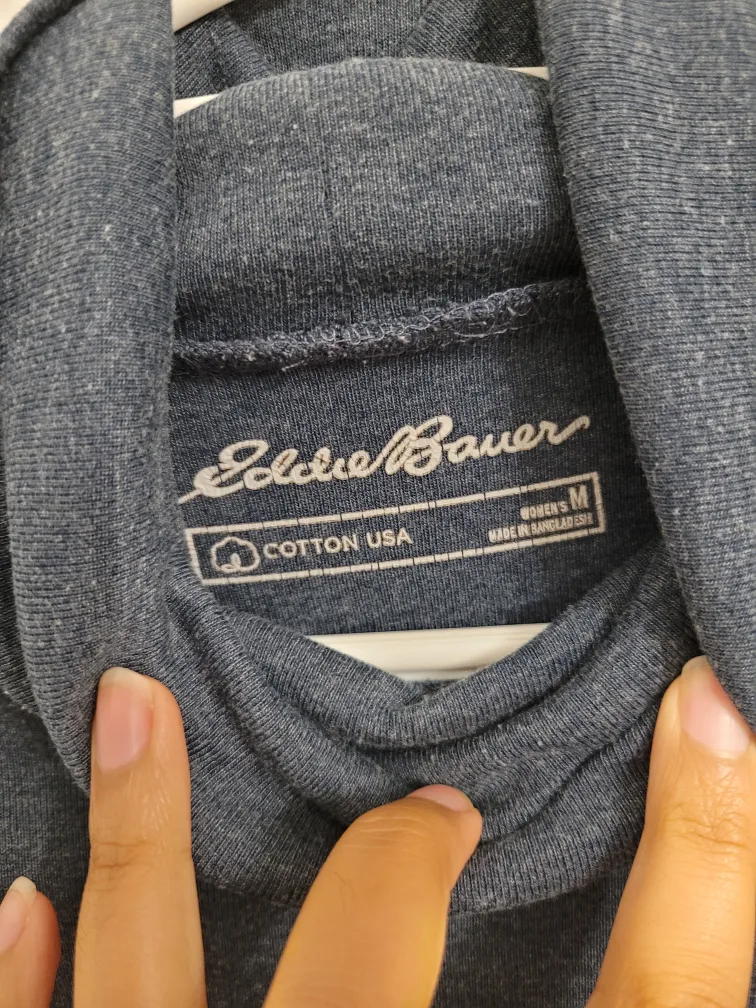 Eddie Bauer Women's Turtleneck - Size M image indicator(2)