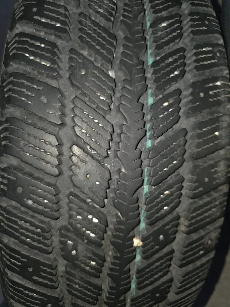 Mirage 225/55R17 Winter Tires on Rims image indicator(8)