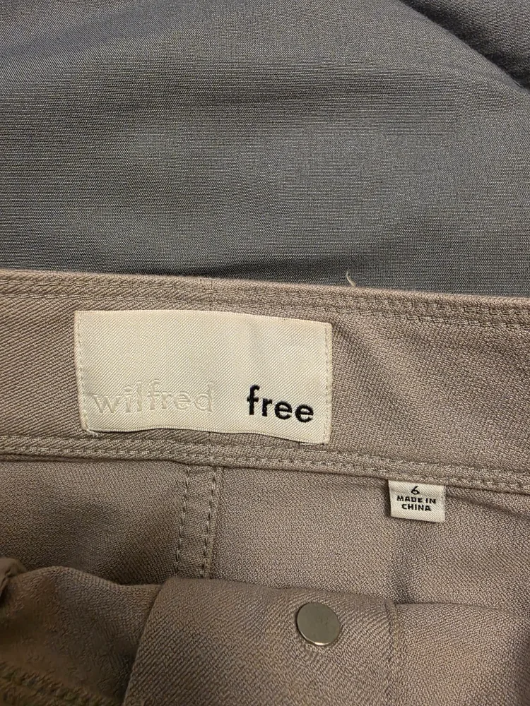 Wilfred Free Mini Skirt - Size 6 image indicator(2)