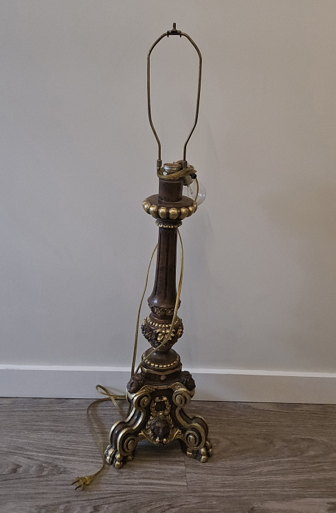 Vintage Revival Style Gold Accented Lamp