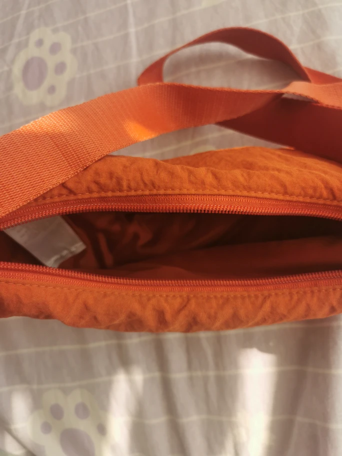 Uniqlo Orange Shoulder Bag - Like New! - photo 2