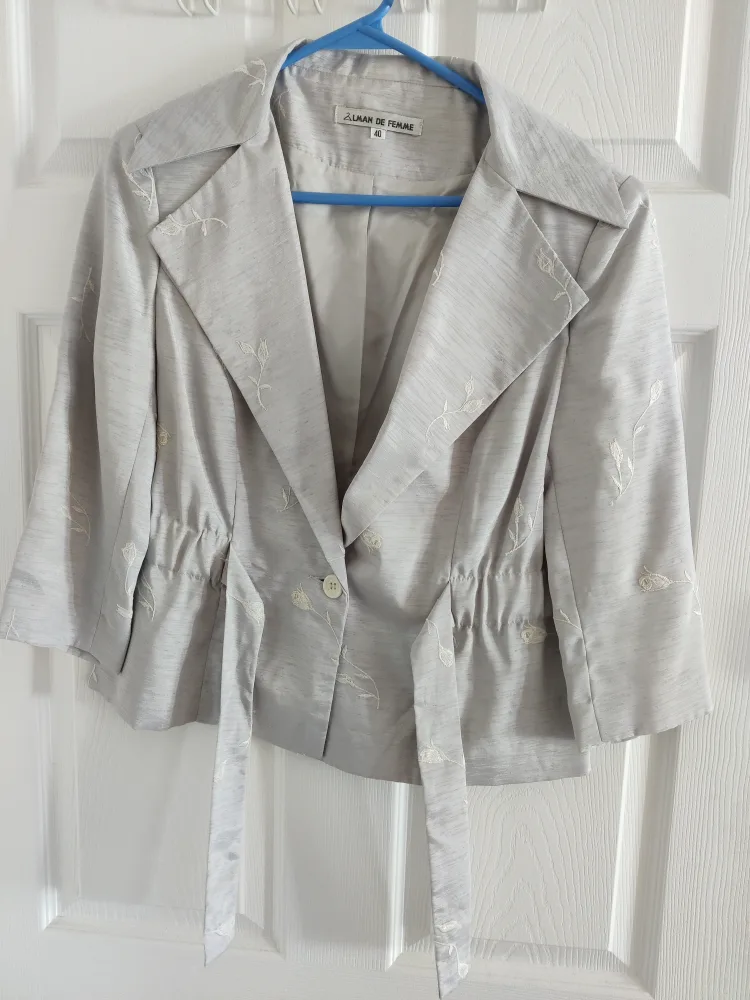 Lilian de Femme Skirt Suit - Size 40 image indicator(2)