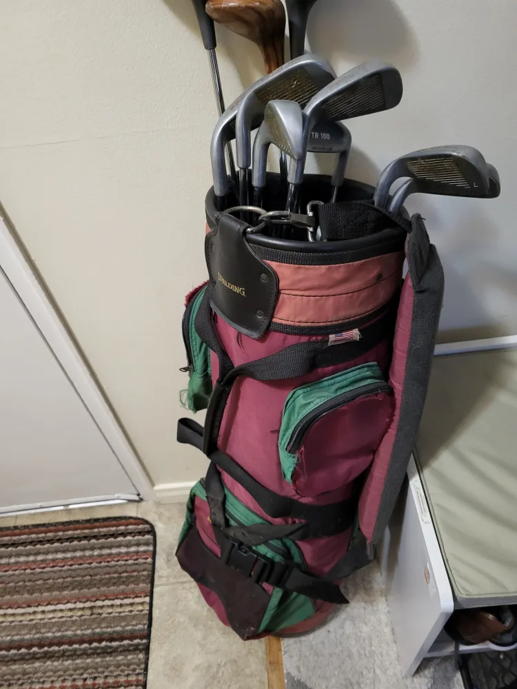 Spalding Golf Club Set with Bag image indicator(3)