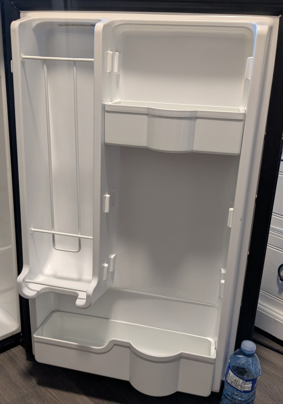 Maple Leafs Mini Fridge - photo 3