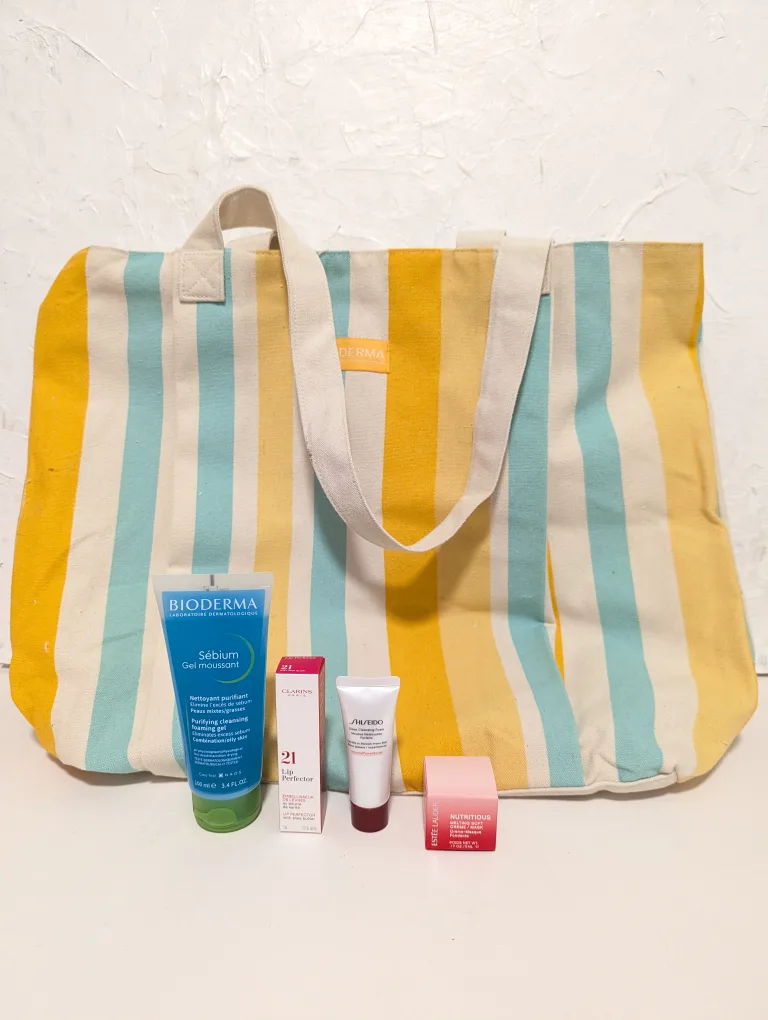 Makeup & Skincare Bundle thumbnail