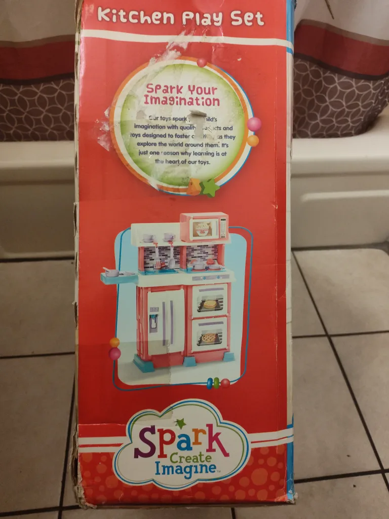 Kitchen Play Set (IN BOX NEVER OPENED) image indicator(4)