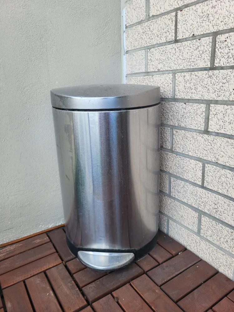 Silver Trash Can image indicator(2)