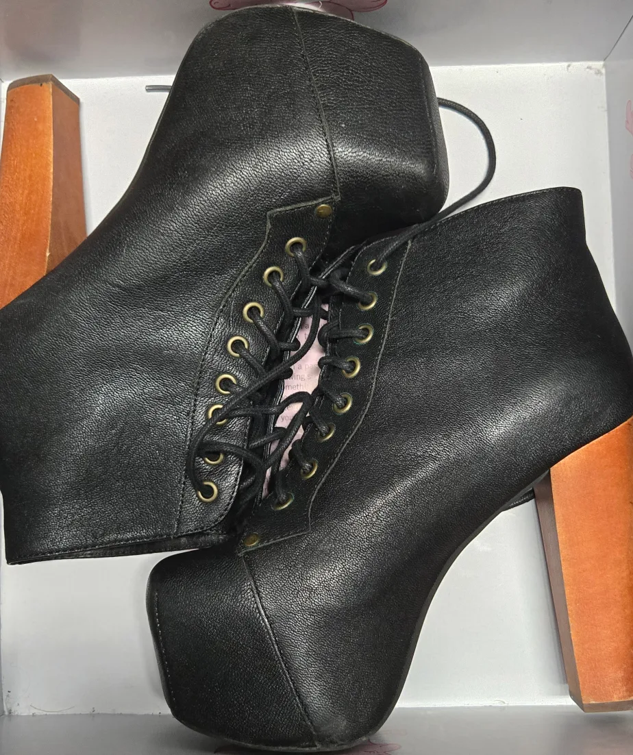 Black Platform Lace-Up Ankle Boots thumbnail