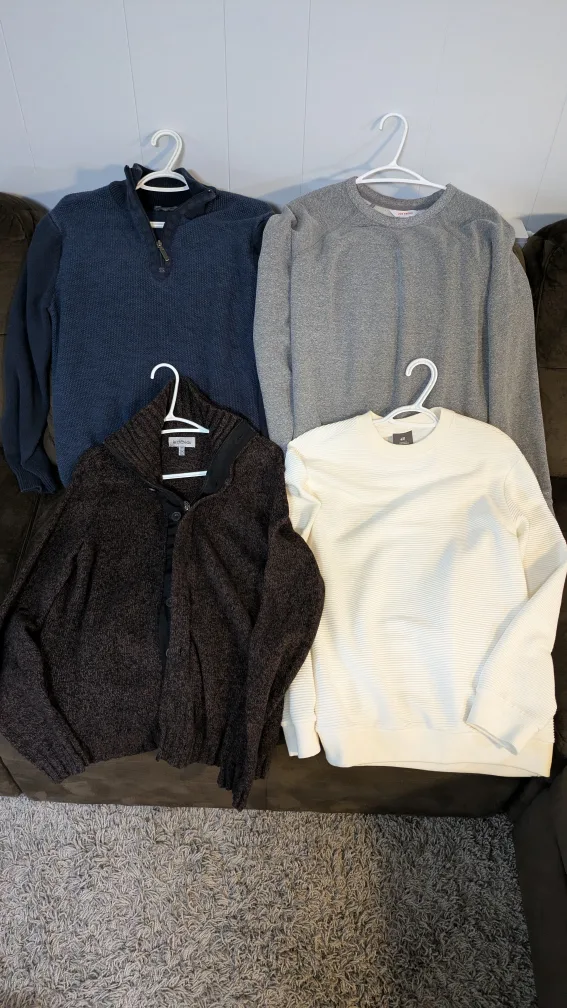 Men's Sweaters thumbnail