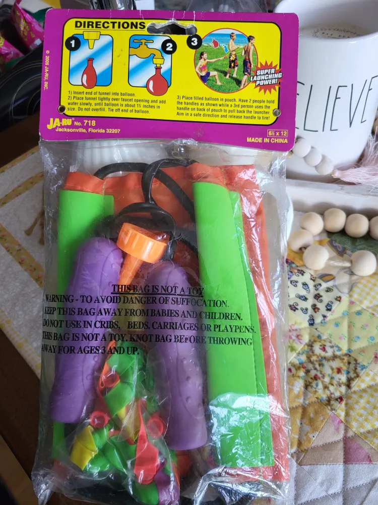 Water Bomb Balloon Launcher - Shoots Over 200 Feet! image indicator(2)