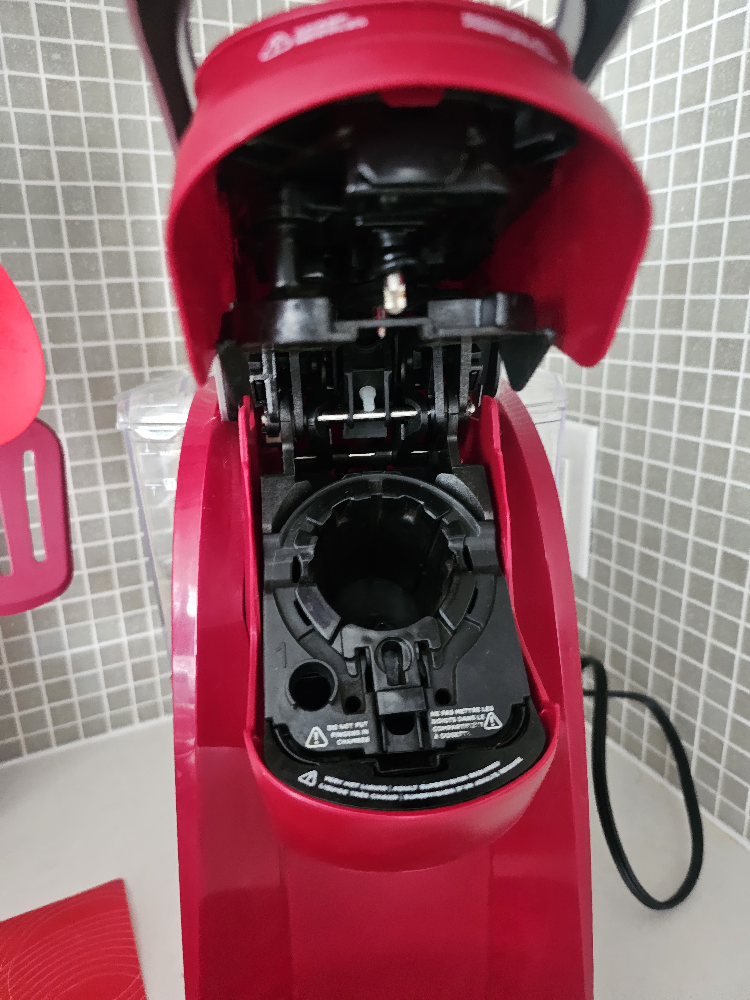 Keurig 2.0 K200 Coffee Maker - Red - photo 4