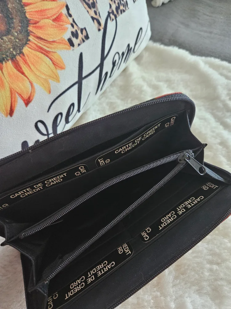 Liz Claiborne & Unbranded Wallets image indicator(9)