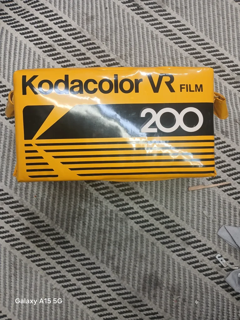 Kodak Kodacolor VR 200 Film Print Shoulder Bag thumbnail