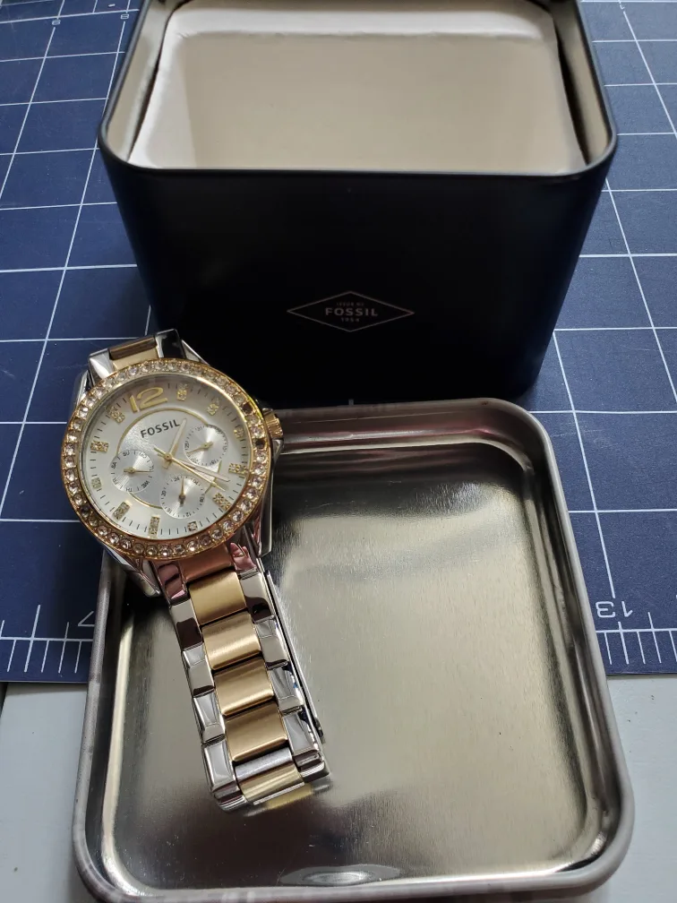 Fossil Women's Two-Tone Crystal Watch image indicator(2)