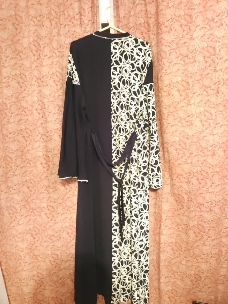 Chocolate & Cream Patterned Abaya - One Size Fits All (XXL) image indicator(2)