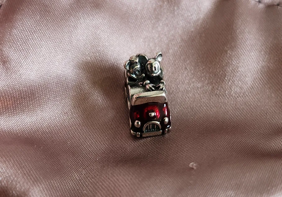 Disney Mickey & Minnie Car Charm thumbnail