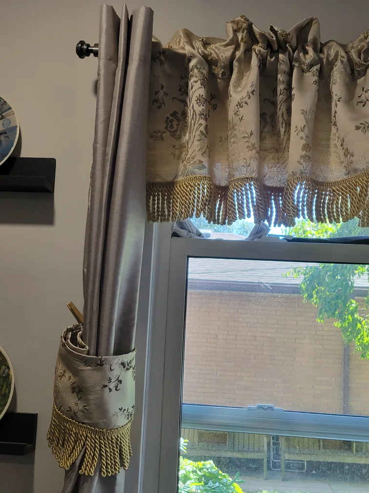 Valance and Tie Backs ($5 for all) image indicator(2)