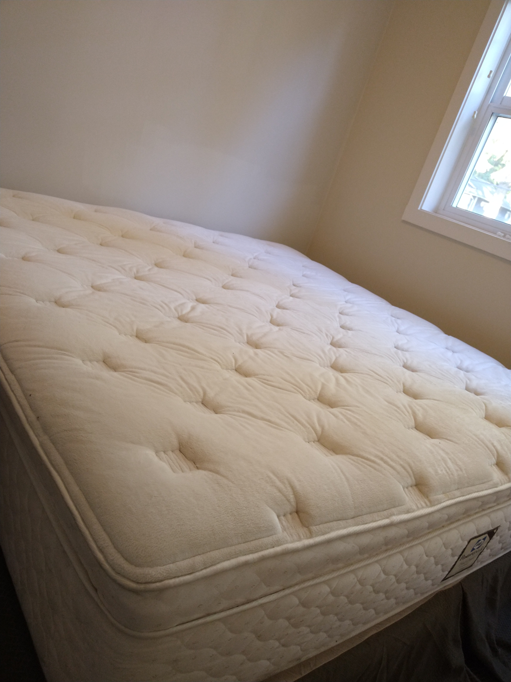 King size Sealy Posturepedic Triple Crown Mattress