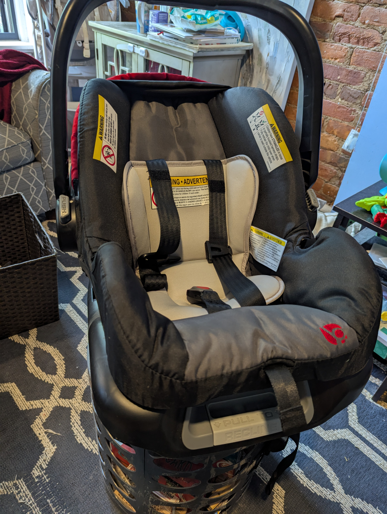 BabyTrend Infant Car Seat