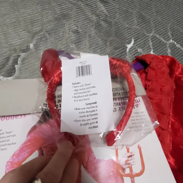 New Fire Goddess Costume wtags- Adult Size Med/Lrg Retails$34 image indicator(6)