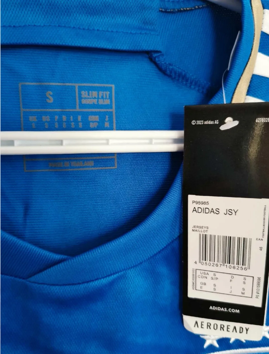 Adidas Italy Soccer Jersey & Shorts - Size S image indicator(3)