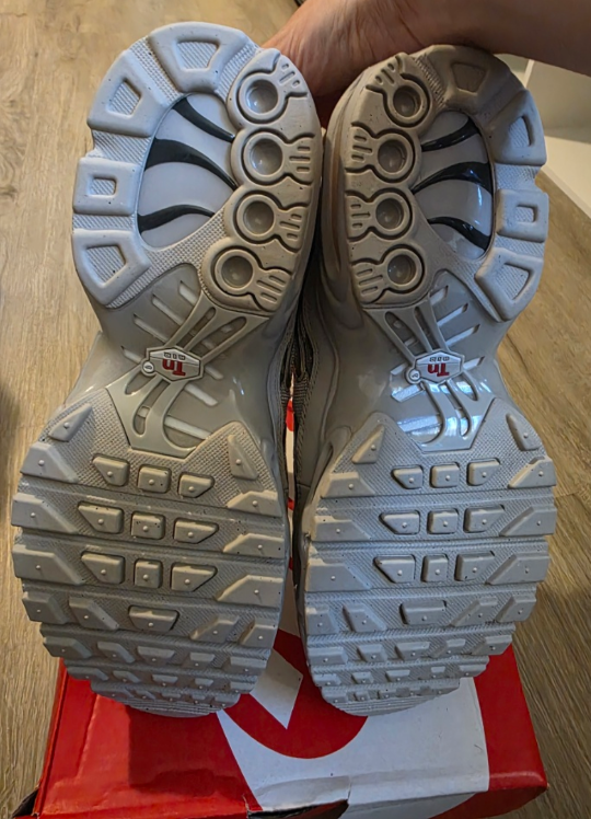 Nike Air Max Plus HF (GS) Size 6.5Y - photo 3