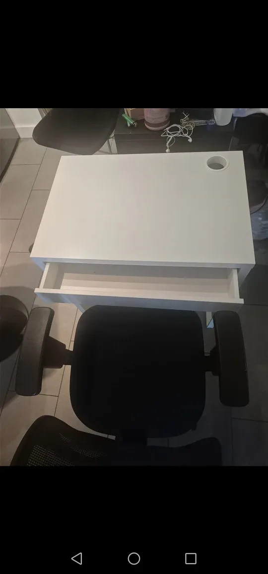White Desk with Drawer