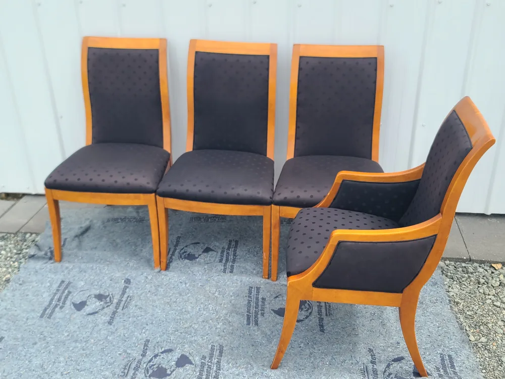 Dining Table Set with 4 Chairs image indicator(3)