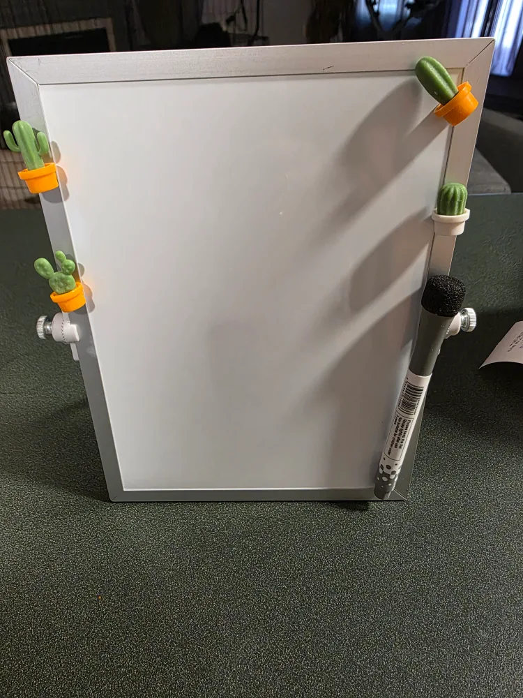 Cute little while board image indicator(2)