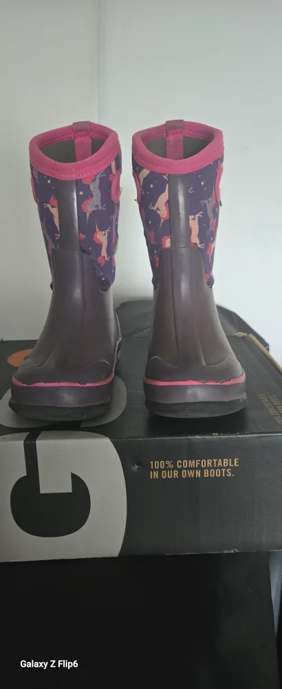 Girls bogs - perfect for winter image indicator(2)