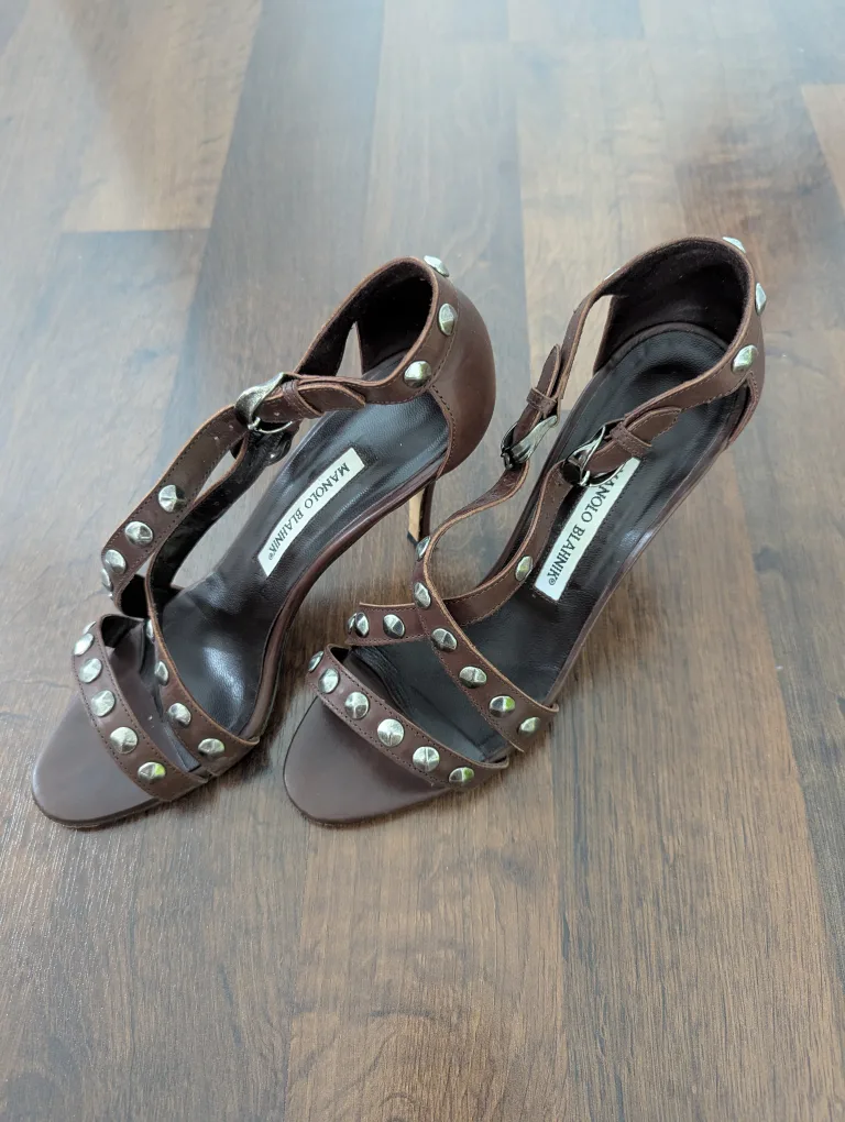 women shoes - Manolo Blahnik heels thumbnail