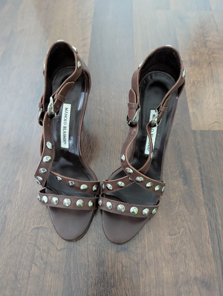 women shoes - Manolo Blahnik heels image indicator(3)