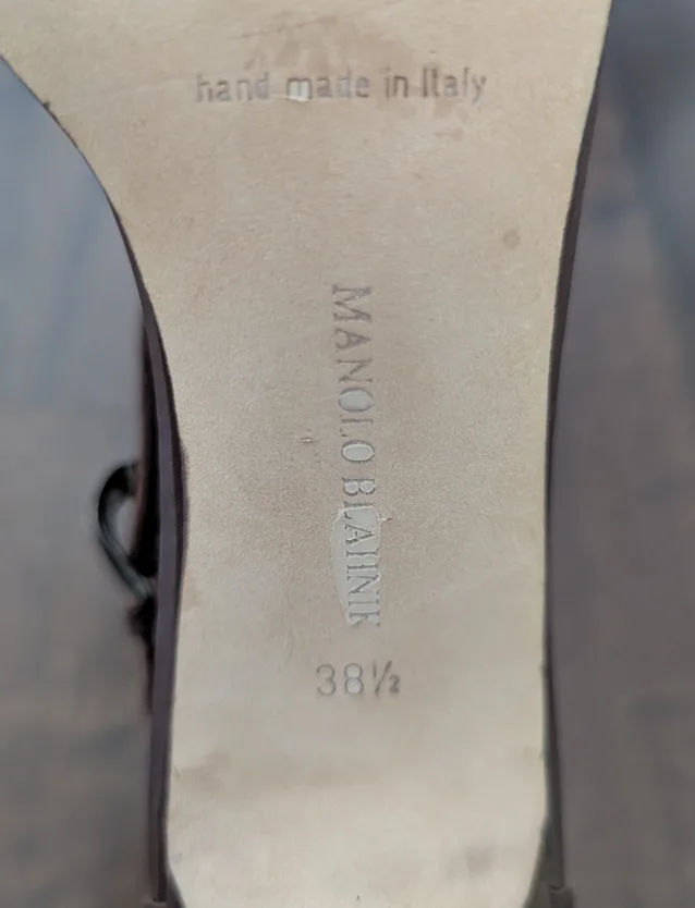 women shoes - Manolo Blahnik heels image indicator(5)