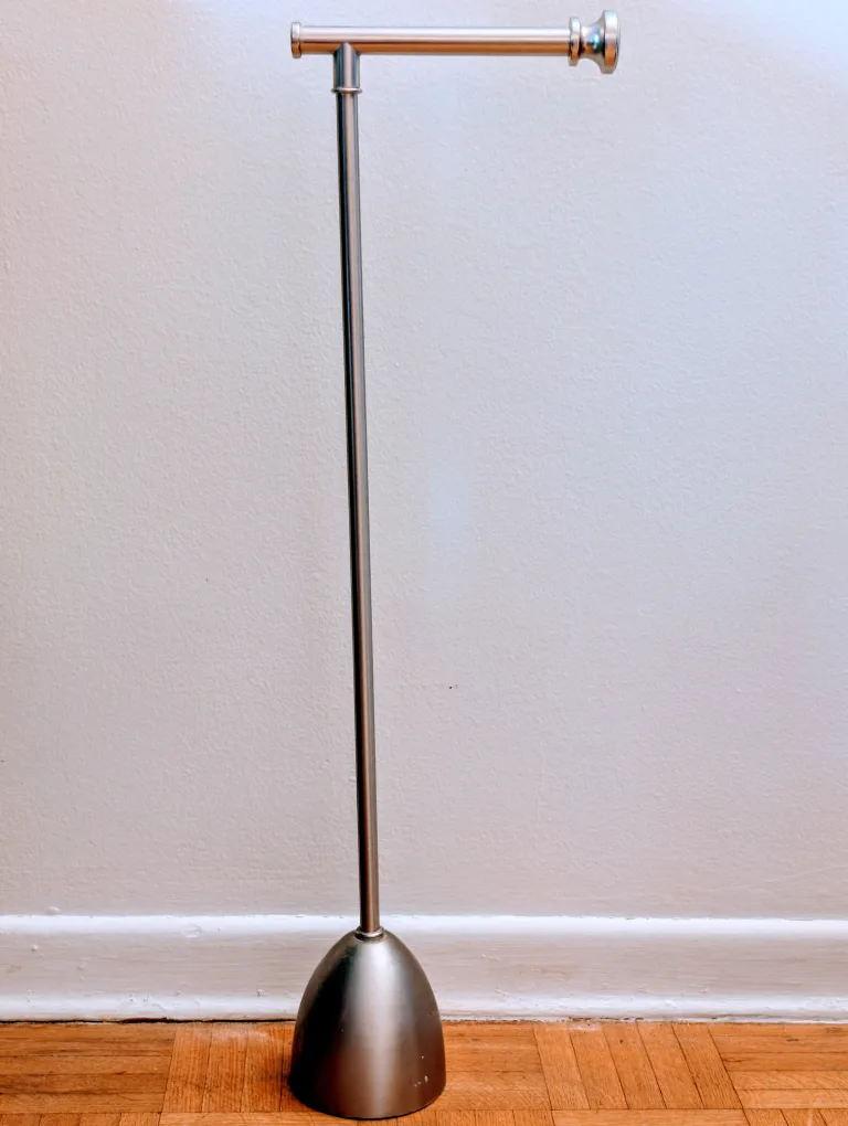 Standing Toilet Paper Holder image indicator(2)