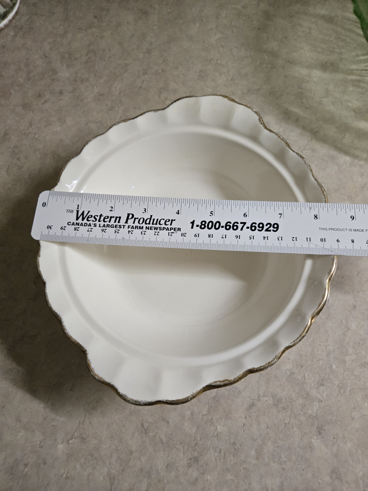 Sovereign Potters Earthenware Covered Dish - photo 4